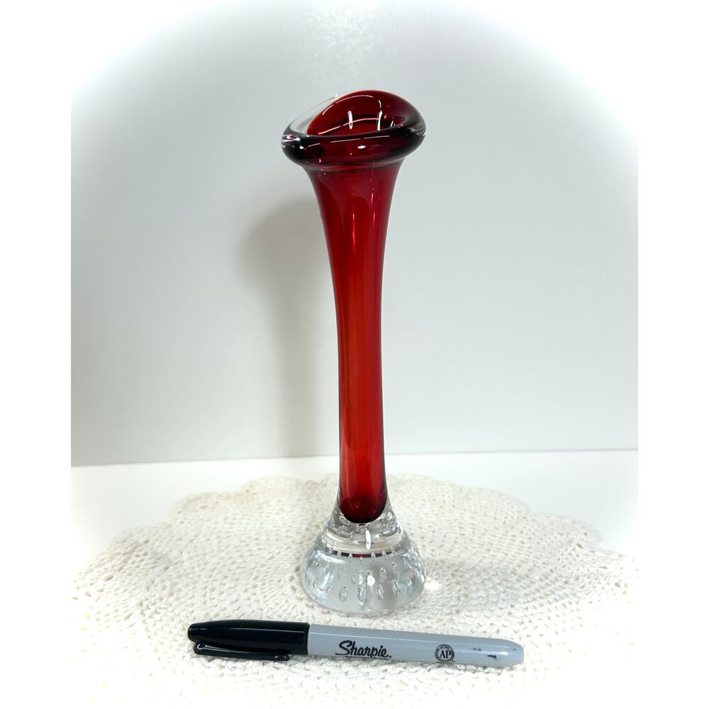 MCM Swedish Art Glass Bud Vase, 9 inch Red Bo Borgstrom - Aseda Glasbruk Studio - Picture 9 of 9